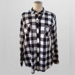 Black and White Skull Button-Up